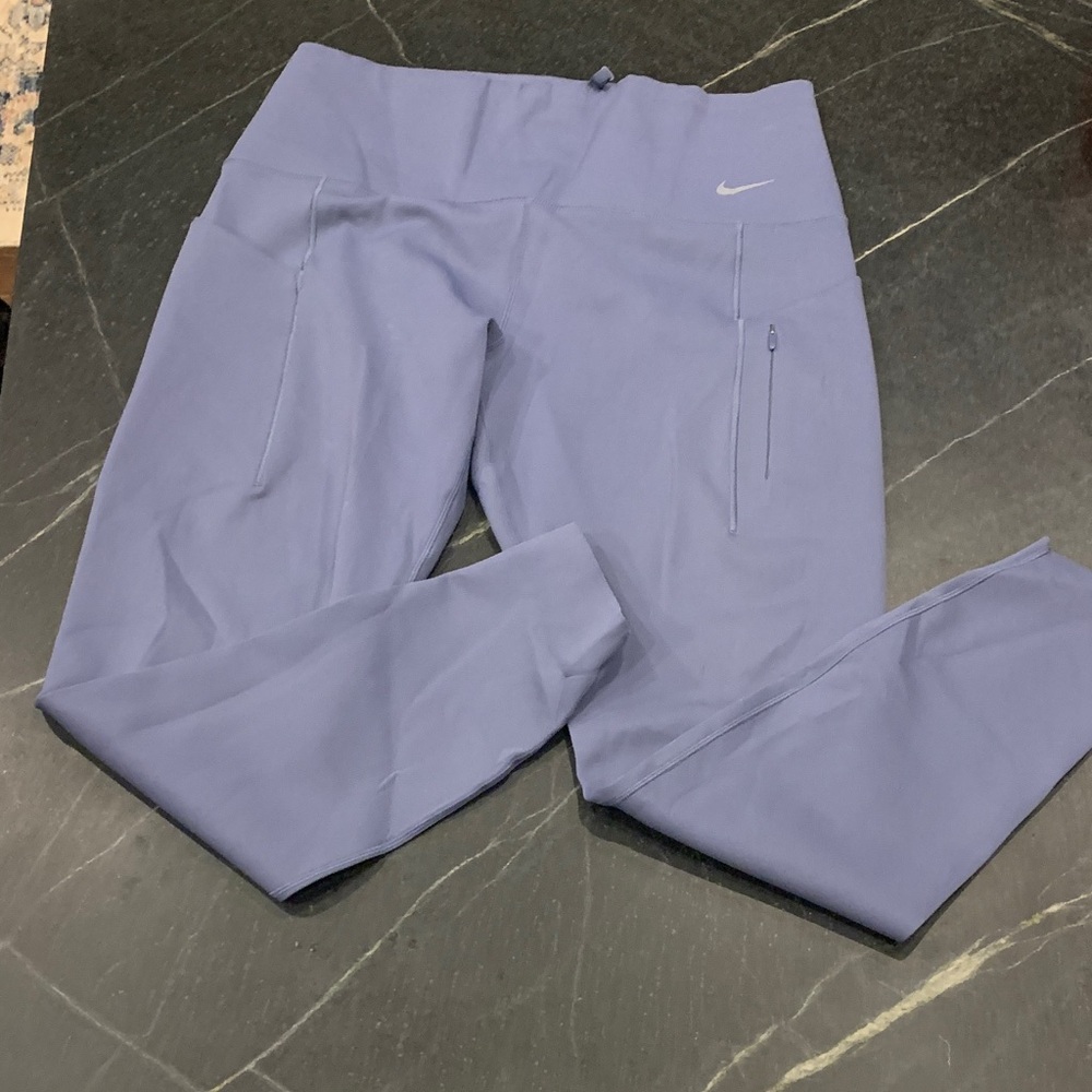 Nike Go Therma-Fit leggings